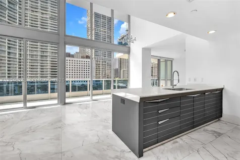 200 Biscayne Boulevard Way Miami FL 33131