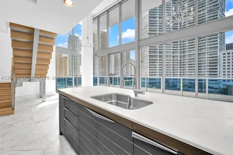 200 Biscayne Boulevard Way Miami FL 33131