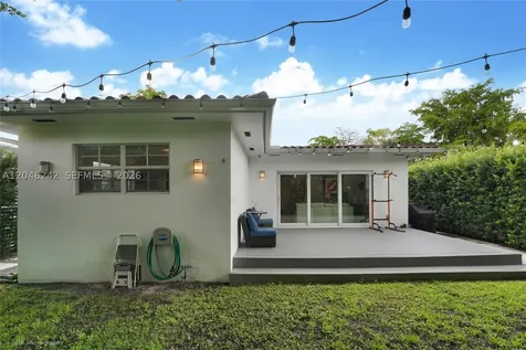 1556 Catalonia Avenue Coral Gables FL 33134