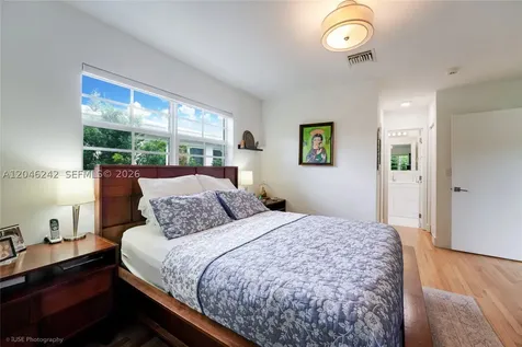 1556 Catalonia Avenue Coral Gables FL 33134