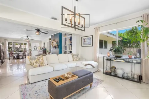 2601 NE 27th Way Fort Lauderdale FL 33306