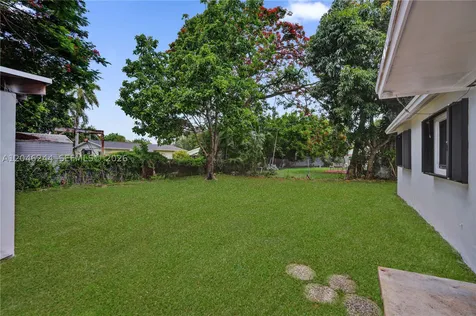 15551 SW 101st Avenue Miami FL 33157