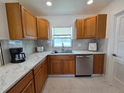 305 SE Airoso Boulevard Port St. Lucie FL 34983