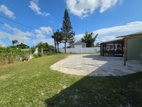 305 SE Airoso Boulevard Port St. Lucie FL 34983
