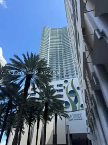 185 SW 7th Street Miami FL 33130