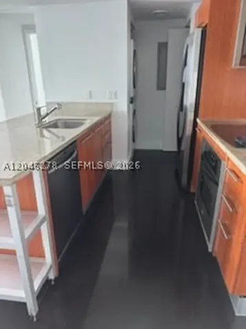 185 SW 7th Street Miami FL 33130