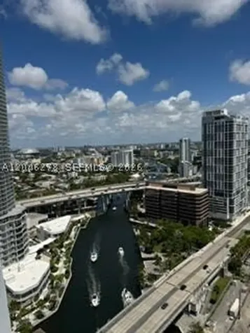 185 SW 7th Street Miami FL 33130