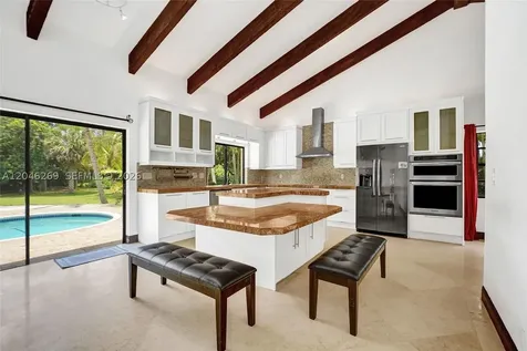 11460 SW 1st Court Plantation FL 33325