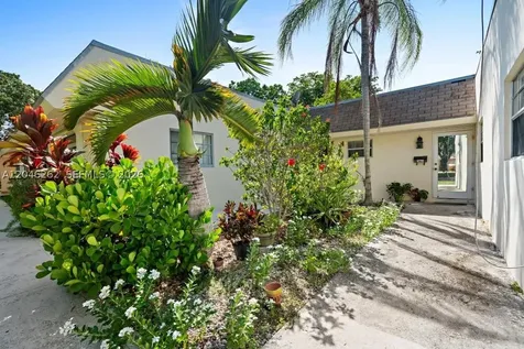 17244 SW 112th Place Miami FL 33157