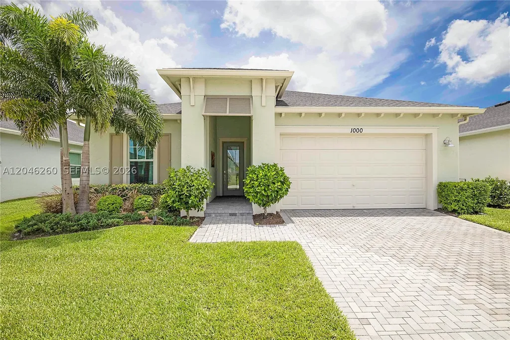 1000 SE Crosswood Way Port St. Lucie FL 34984