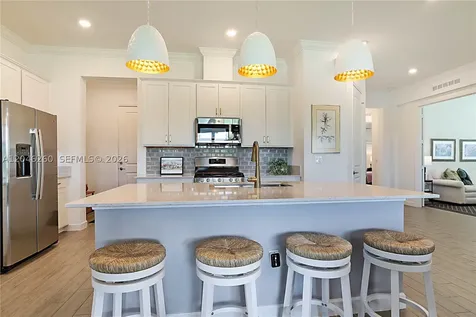 1000 SE Crosswood Way Port St. Lucie FL 34984