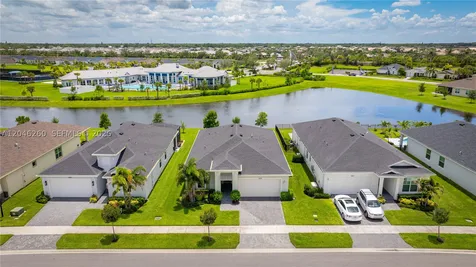 1000 SE Crosswood Way Port St. Lucie FL 34984