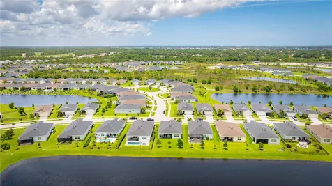 1000 SE Crosswood Way Port St. Lucie FL 34984