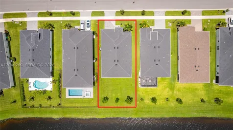 1000 SE Crosswood Way Port St. Lucie FL 34984