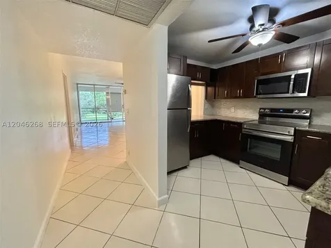 9411 Evergreen Place Davie FL 33324