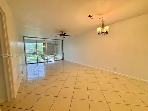 9411 Evergreen Place Davie FL 33324