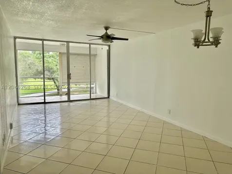 9411 Evergreen Place Davie FL 33324