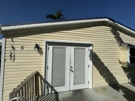 35250 SW 177th Court Homestead FL 33034