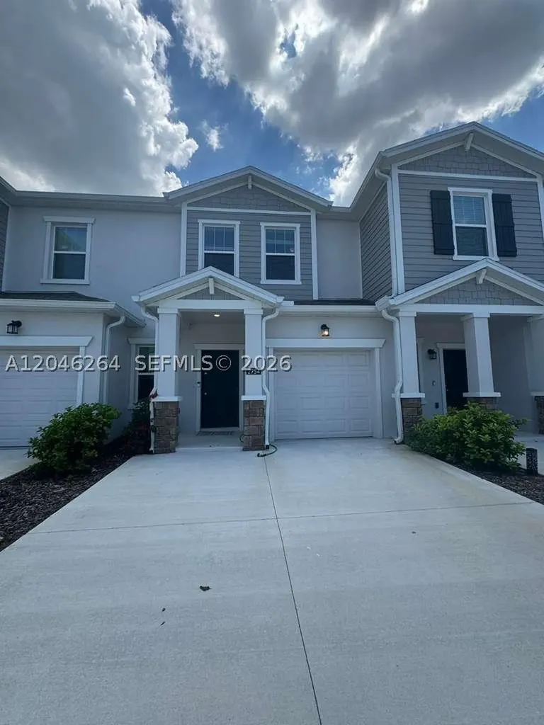 2954 Savoir Avenue Davenport FL 33837