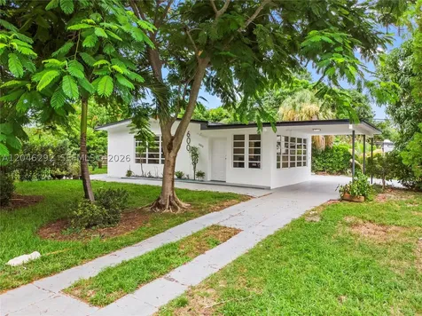 600 NE 44th Street Deerfield Beach FL 33064