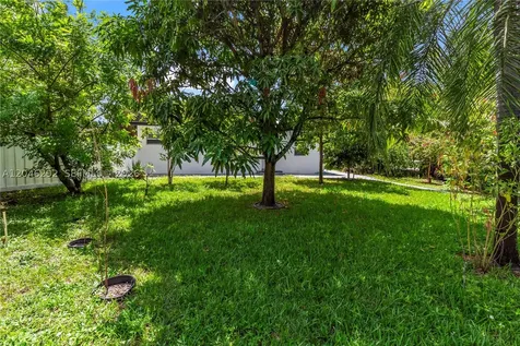 600 NE 44th Street Deerfield Beach FL 33064