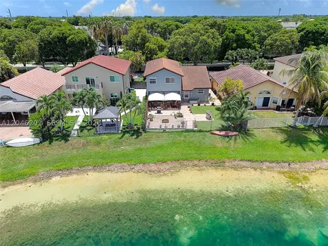 14110 SW 122nd Court Miami FL 33186