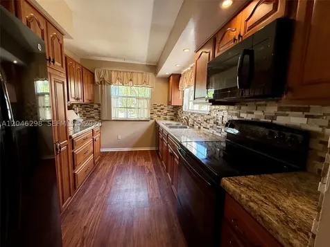 2512 SE 19th Place Homestead FL 33035