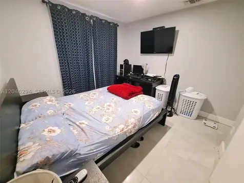 8814 NW 109th Terrace Hialeah Gardens FL 33018