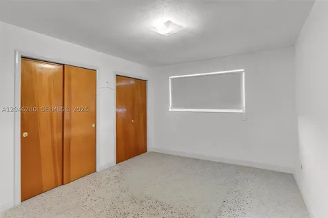 6702 SW 25th Terrace Miami FL 33155
