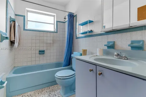6702 SW 25th Terrace Miami FL 33155
