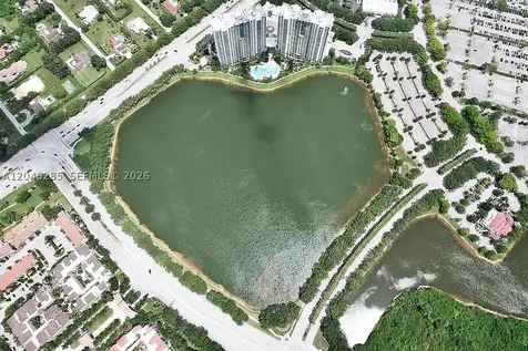 2641 N Flamingo Road Plantation FL 33323