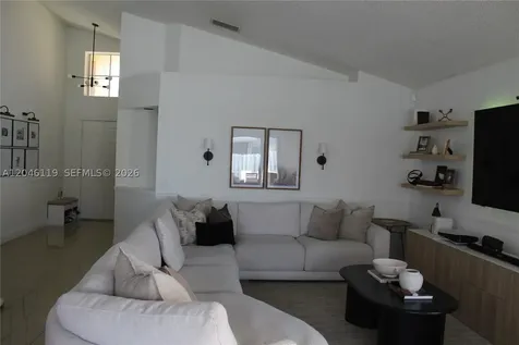 312 Bridgeton Road Weston FL 33326