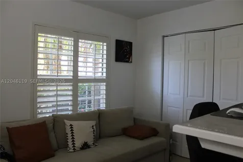 312 Bridgeton Road Weston FL 33326