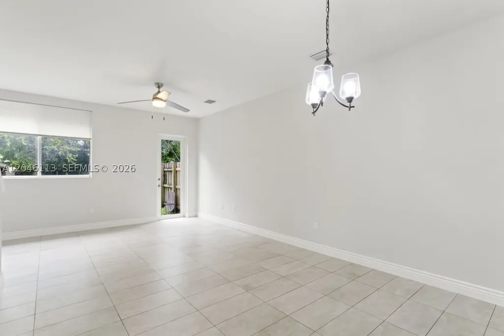 1110 NE 1st Avenue Fort Lauderdale FL 33304