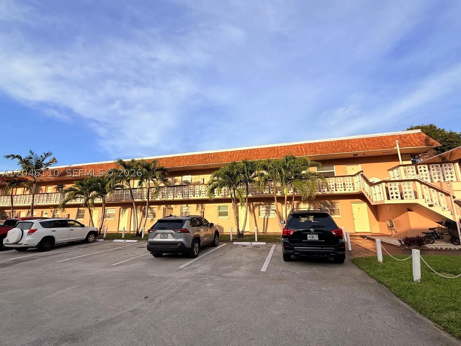 2832 Fillmore Street Hollywood FL 33020