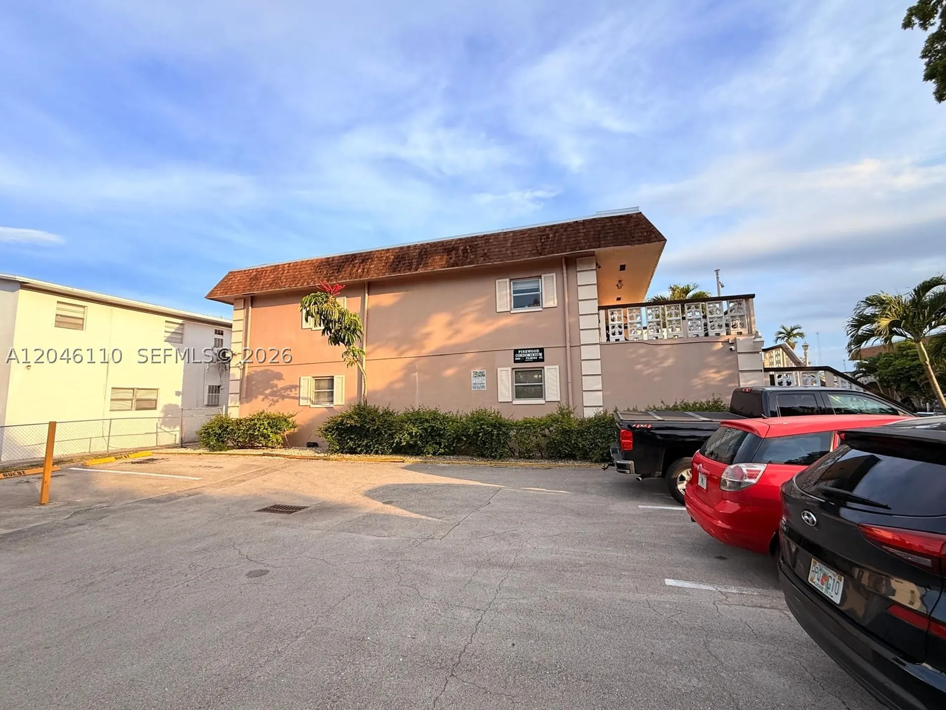 2832 Fillmore Street Hollywood FL 33020