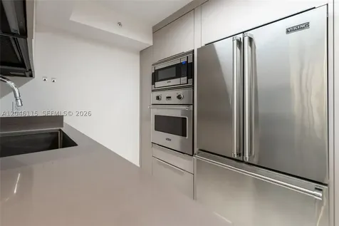 5757 Collins Avenue Miami Beach FL 33140