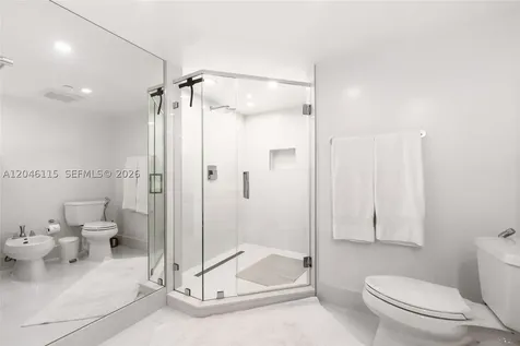 5757 Collins Avenue Miami Beach FL 33140