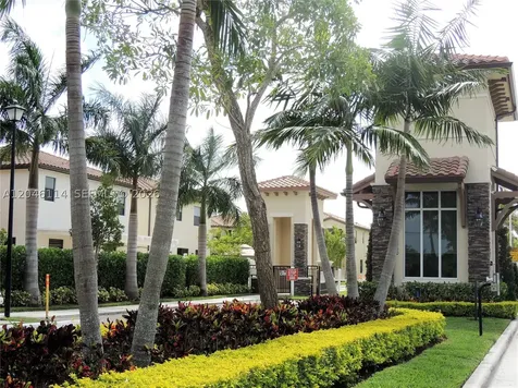 3538 W 88th Terrace Hialeah Gardens FL 33018