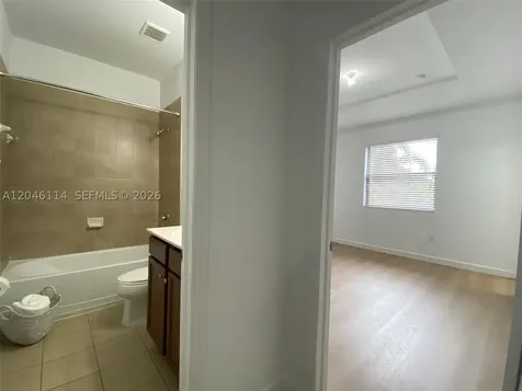 3538 W 88th Terrace Hialeah Gardens FL 33018