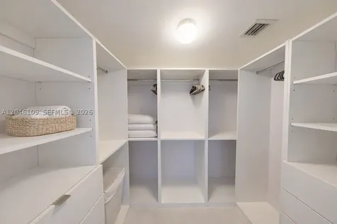 650 NE 32nd Street Miami FL 33137