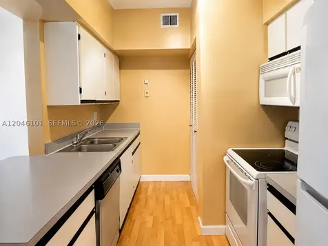 18338 NW 68th Avenue Hialeah FL 33015
