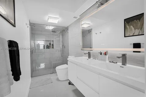 2016 Bay Drive Miami Beach FL 33141