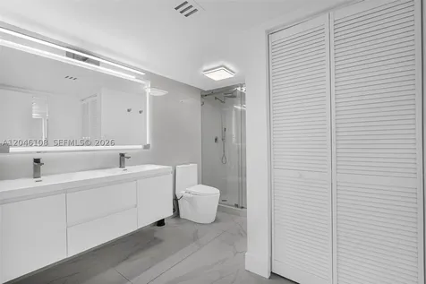 2016 Bay Drive Miami Beach FL 33141