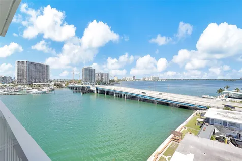 2016 Bay Drive Miami Beach FL 33141