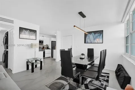2016 Bay Drive Miami Beach FL 33141