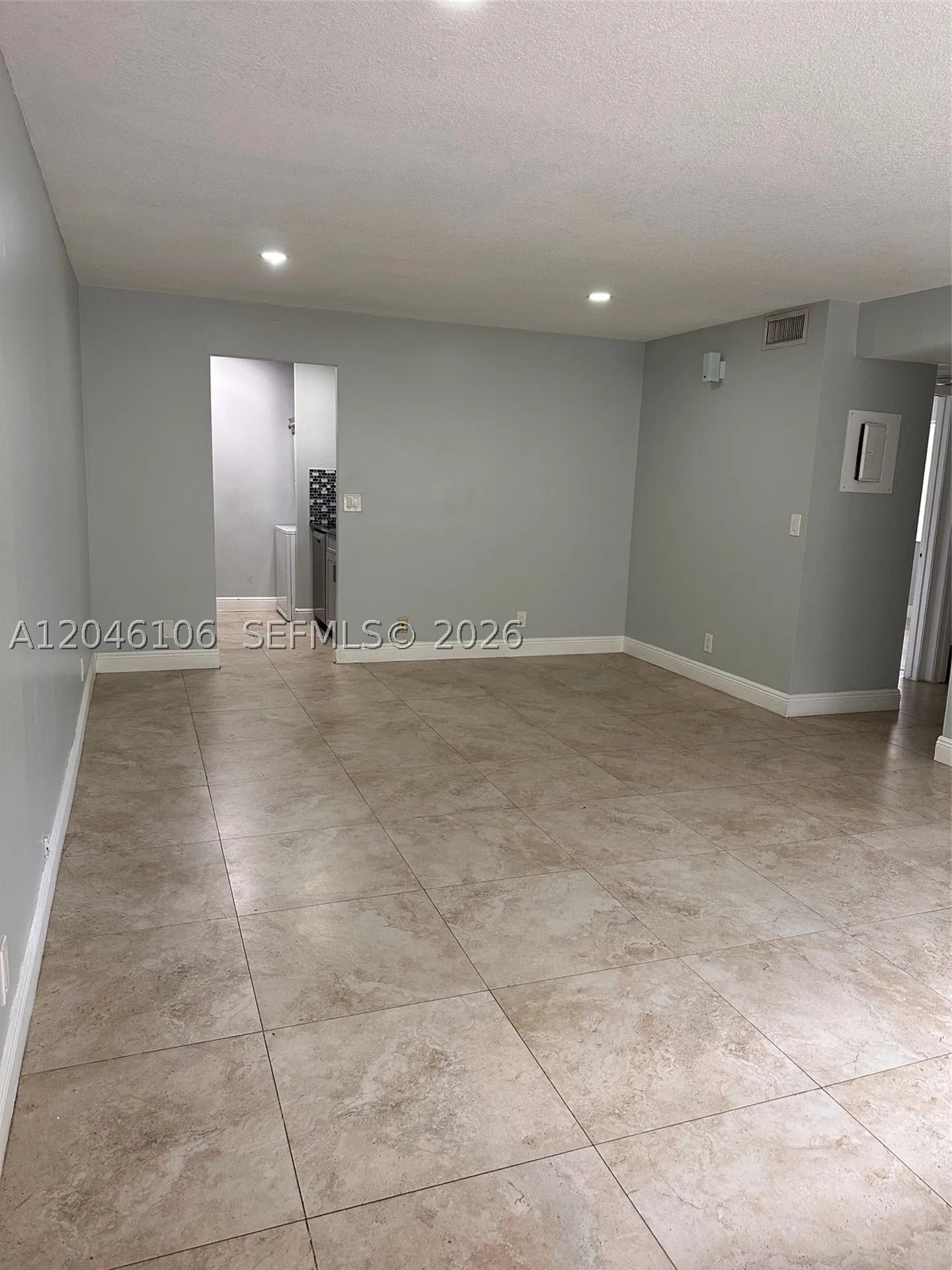 9976 Twin Lakes Drive Coral Springs FL 33071