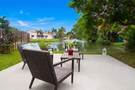 16850 Crestview Lane Weston FL 33326