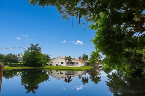 16850 Crestview Lane Weston FL 33326