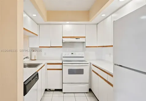 500 SW 130th Terrace Pembroke Pines FL 33027